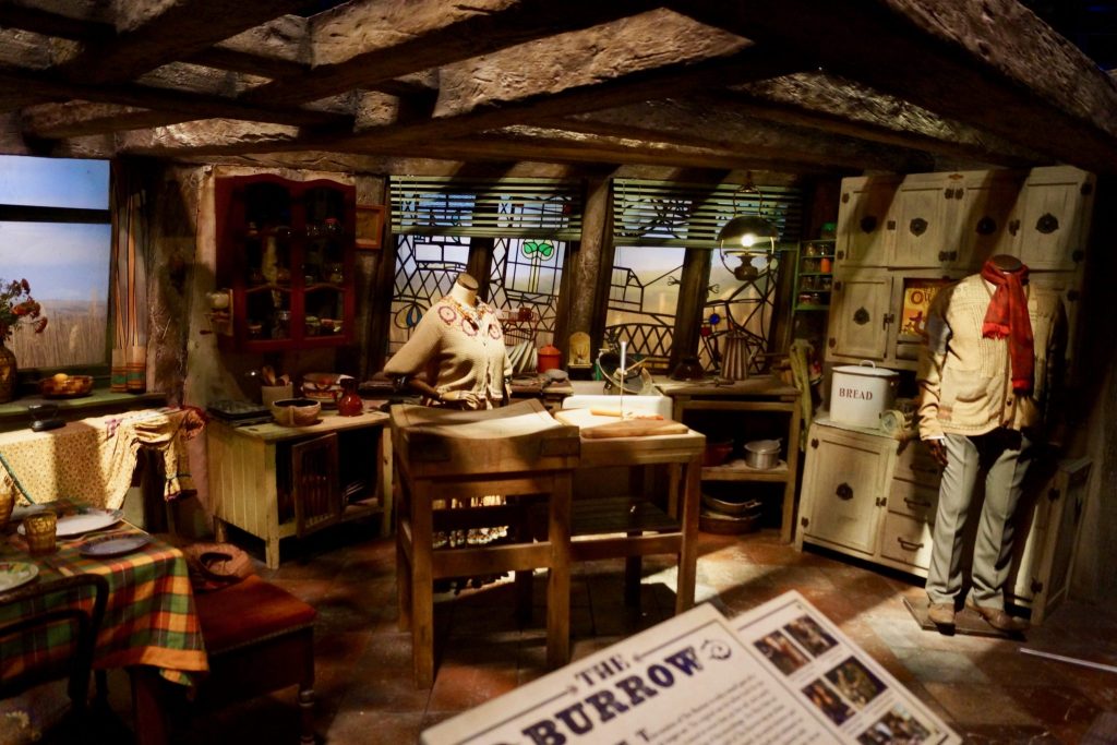 The Burrow The Weasley S Home At Harry Potter Studio Tour